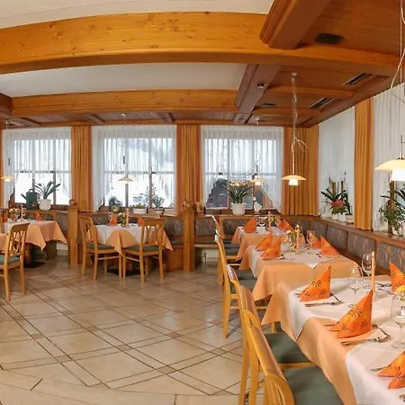 Hotel Almroesl Im Grossarltal 3*